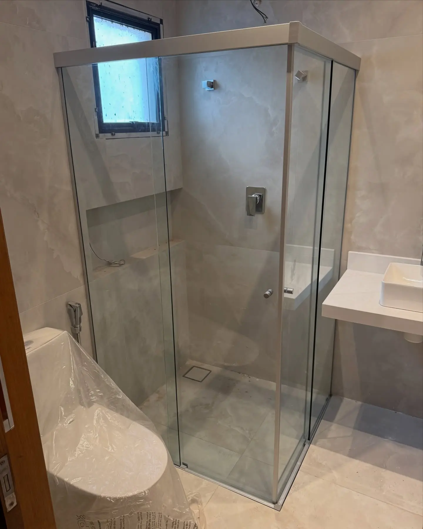 Box de banheiro instalado com perfeição em Teresina — vidraçaria